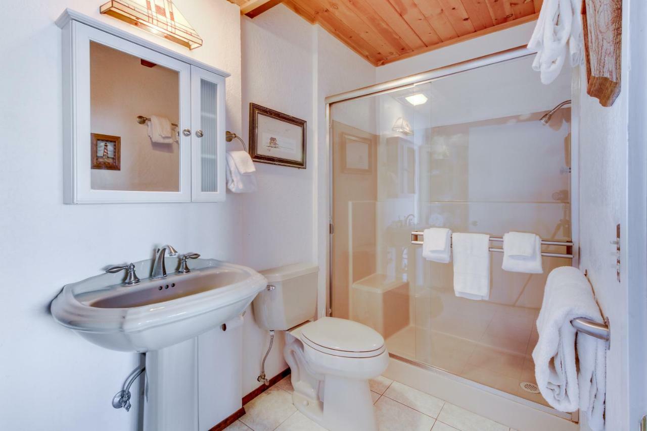 Lopez Island Hunter Bay Waterfront Home 외부 사진