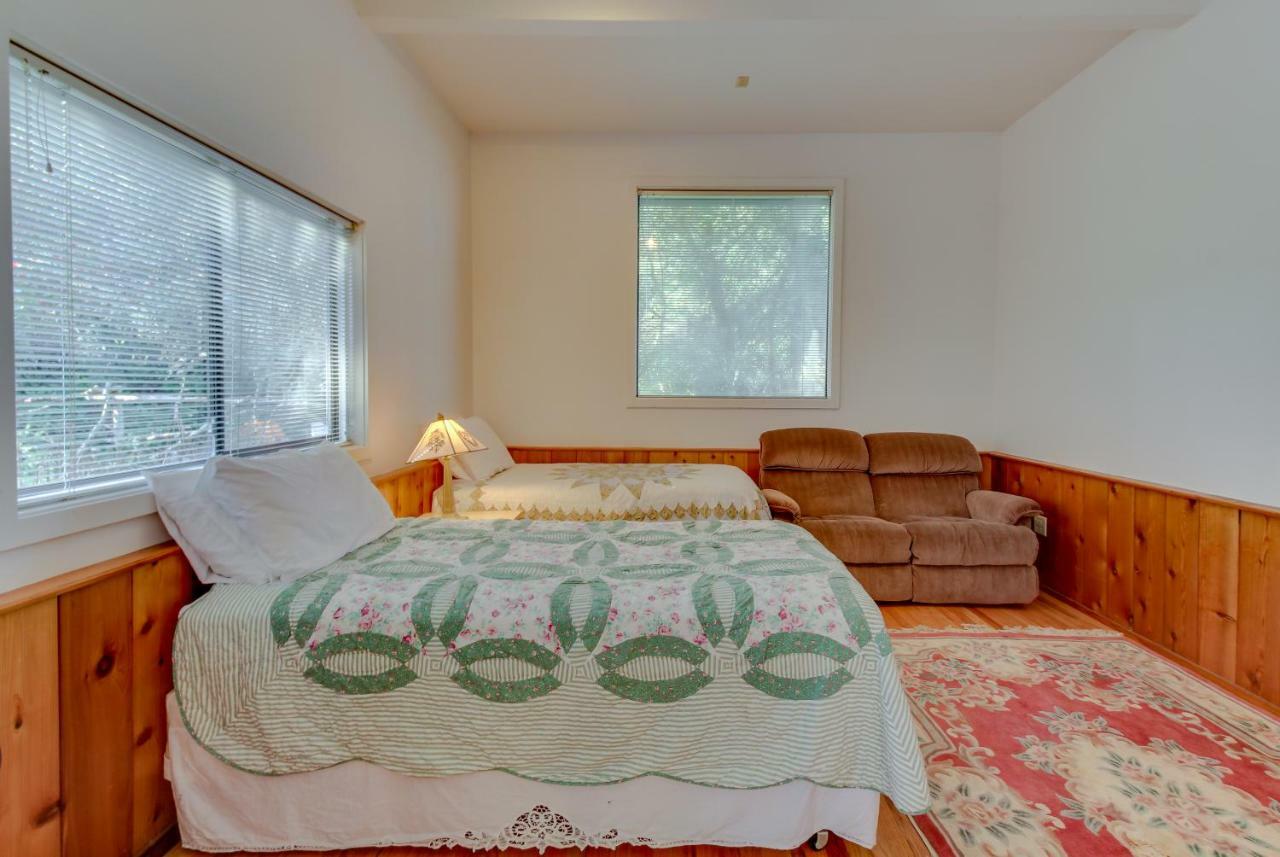 Lopez Island Hunter Bay Waterfront Home 외부 사진